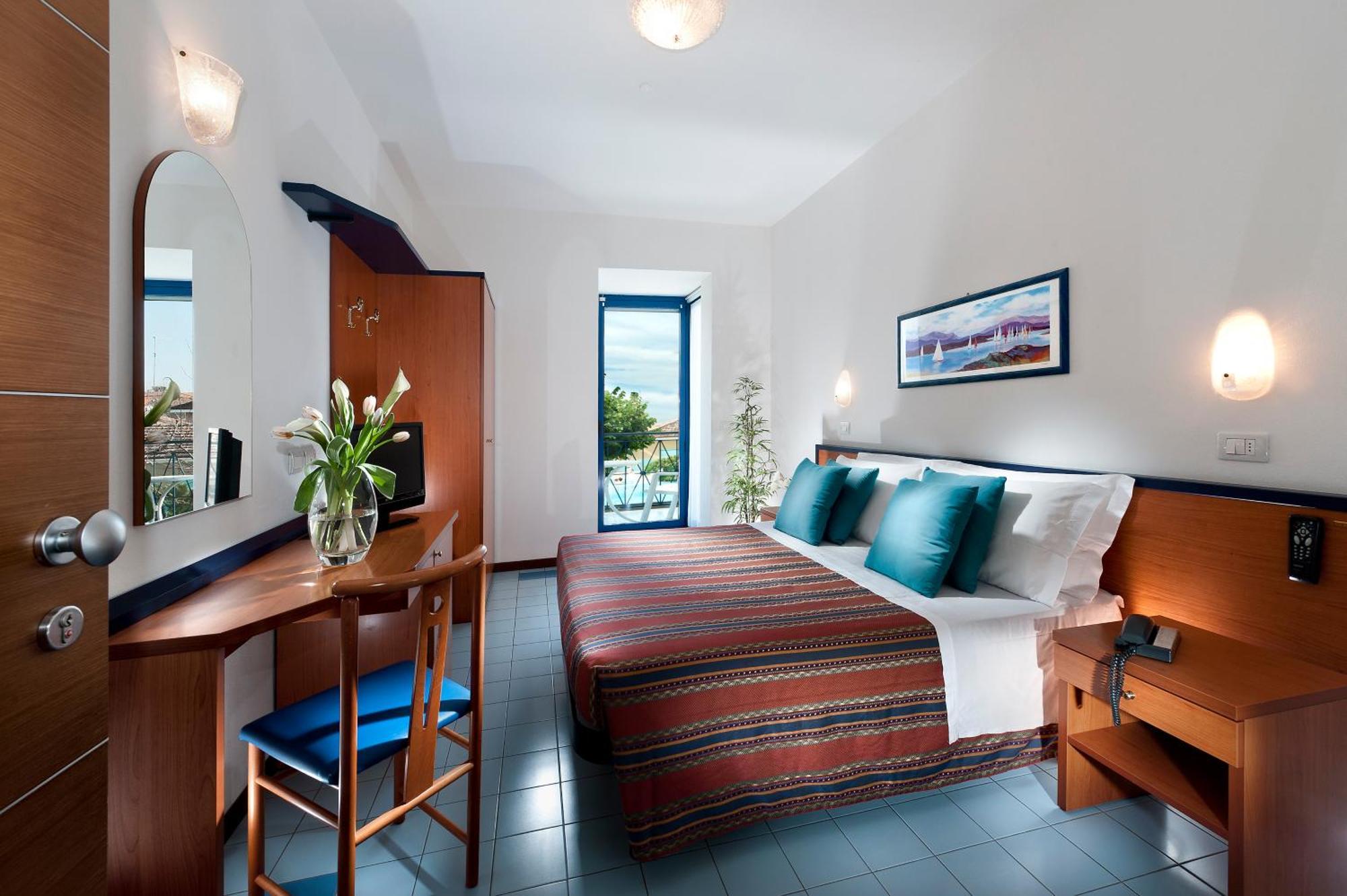 Hotel Paris Resort Bellaria-Igea Marina Phòng bức ảnh