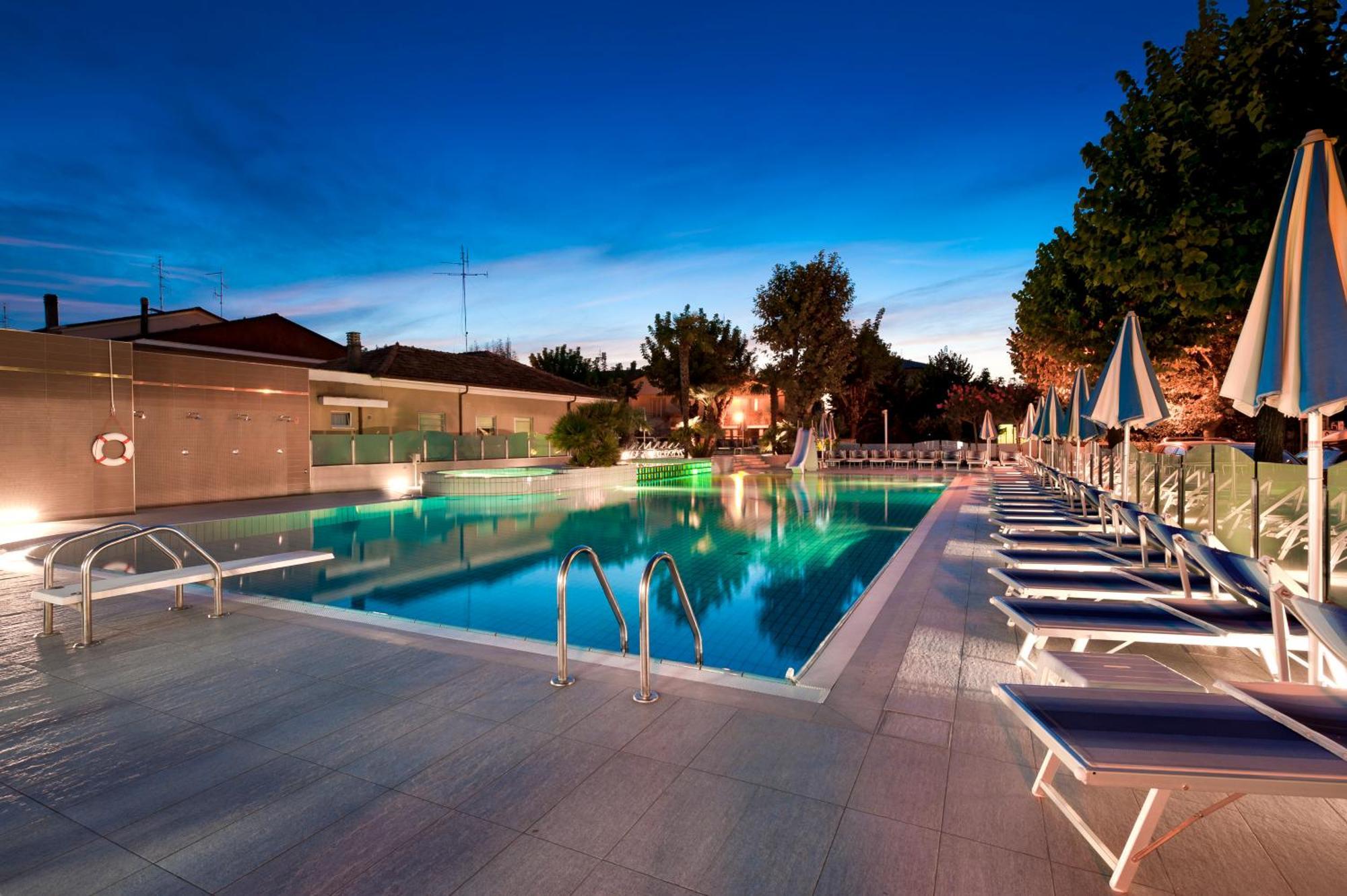 Hotel Paris Resort Bellaria-Igea Marina Ngoại thất bức ảnh