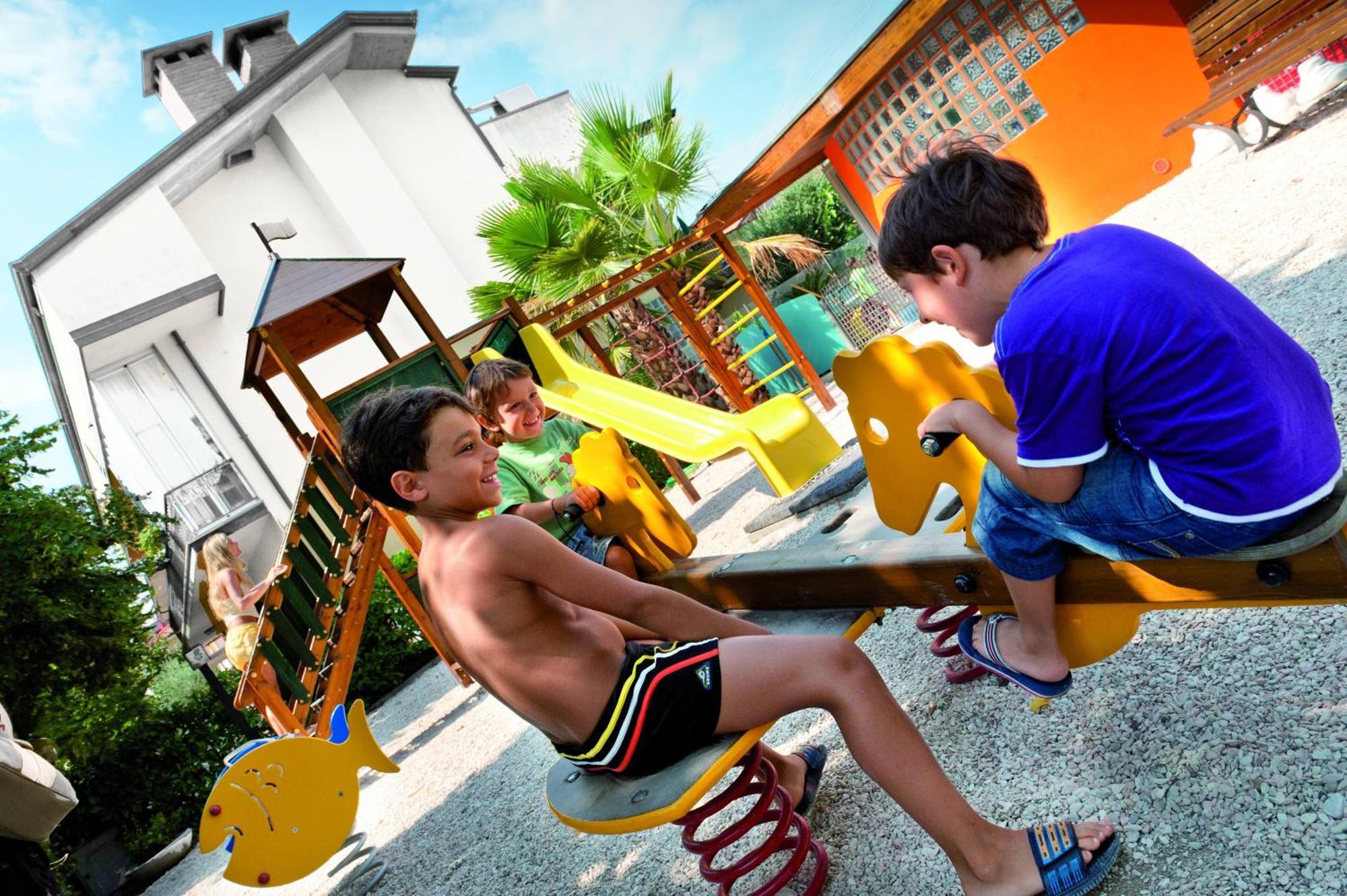 Hotel Paris Resort Bellaria-Igea Marina Ngoại thất bức ảnh