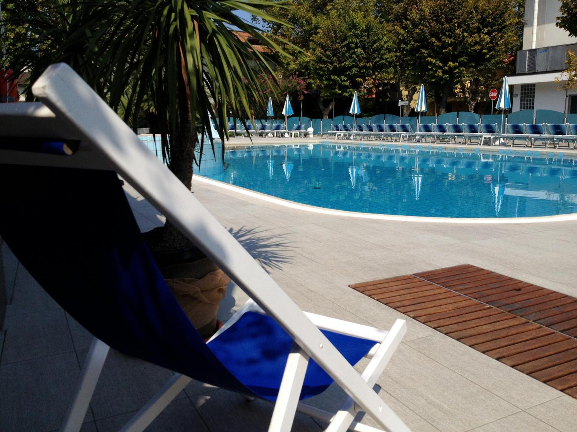 Hotel Paris Resort Bellaria-Igea Marina Ngoại thất bức ảnh